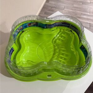 Beyblade Burst QuadDrive Interstellar Drop Battle Set stadium And Spinners